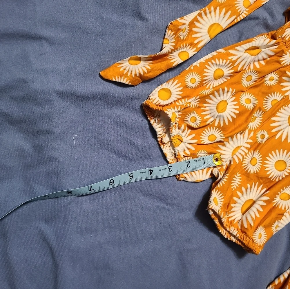 Girls no brand size 18 to 24 months 1 piece w/ shorts & 2 ties NWOT